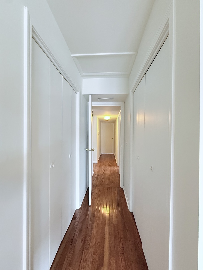 28 W Devon Avenue, Glendale Heights, IL 60139