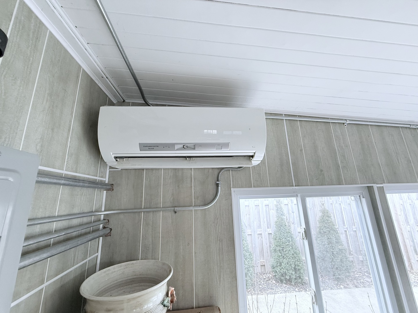 28 W Devon Avenue, Glendale Heights, IL 60139