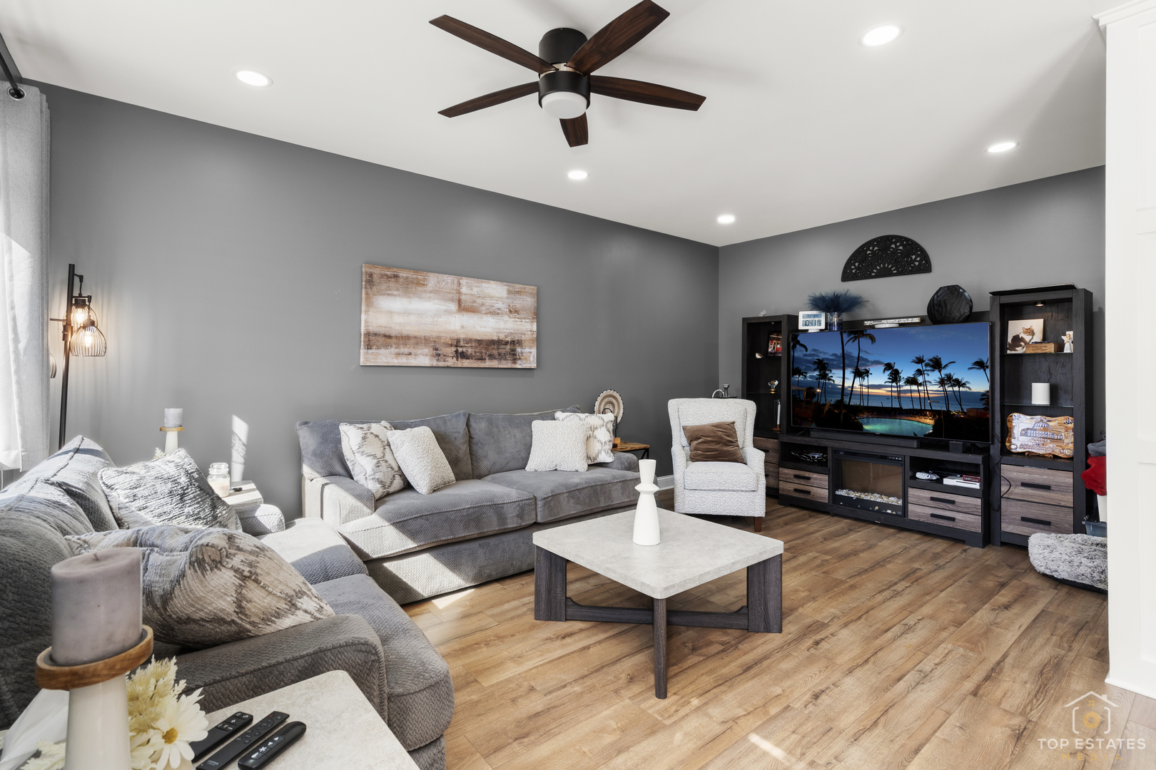 25267 Trelliage Avenue, Plainfield, IL 60585