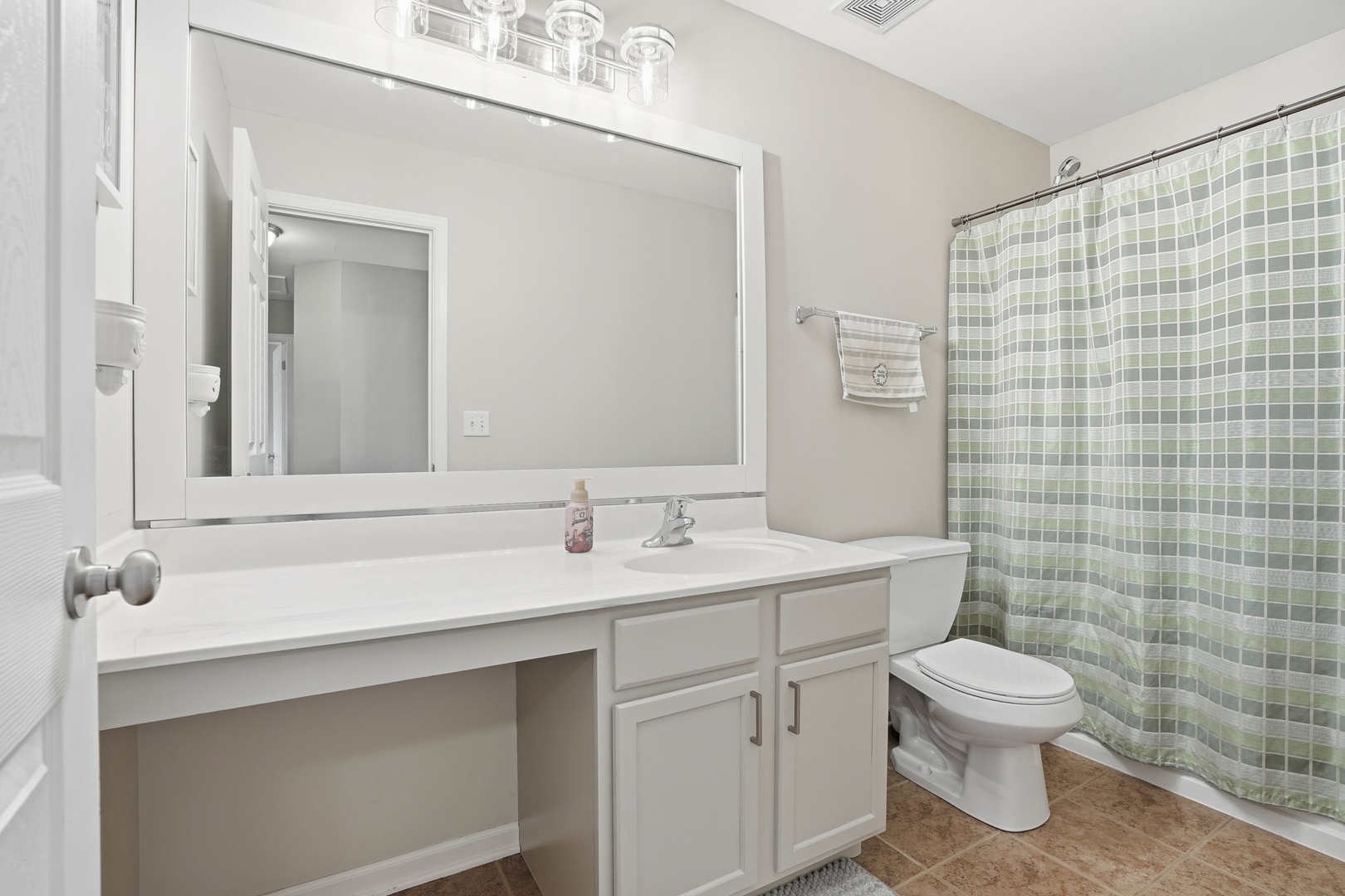 1111 Canyon View Lane, Joliet, IL 60432