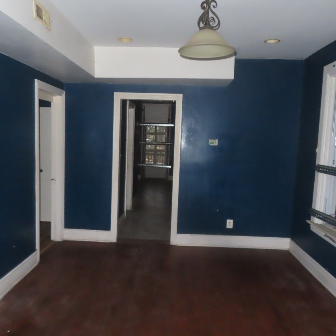 5607 S Emerald Avenue, Chicago, IL 60621