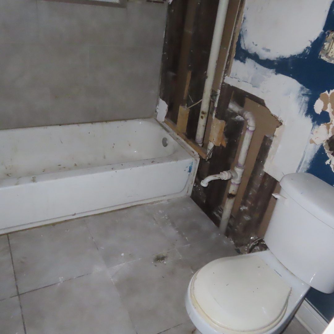 5607 S Emerald Avenue, Chicago, IL 60621