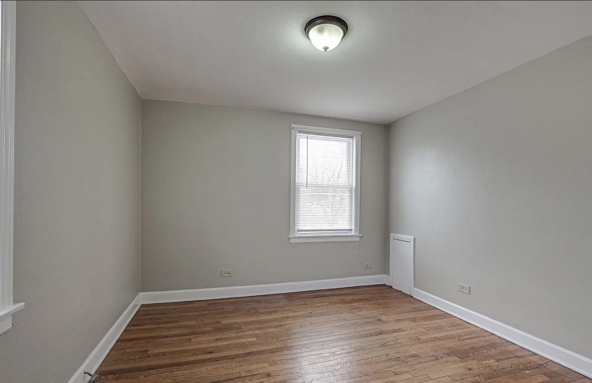 617 Waukegan Road, Deerfield, IL 60015