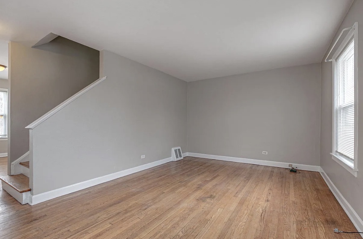 617 Waukegan Road, Deerfield, IL 60015