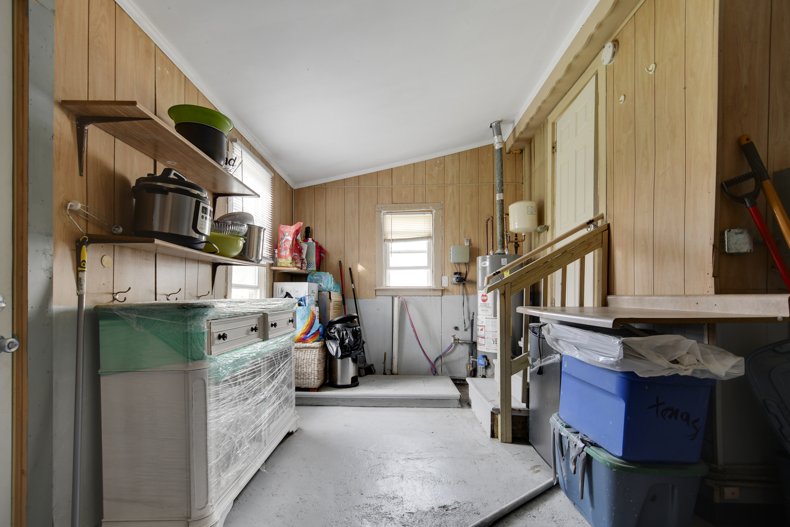 3737 Rose Manor Terrace, Markham, IL 60428