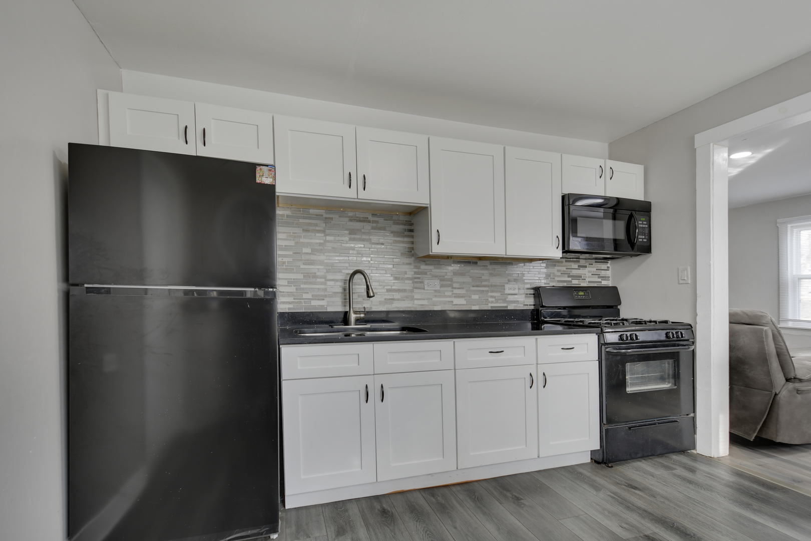 3737 Rose Manor Terrace, Markham, IL 60428