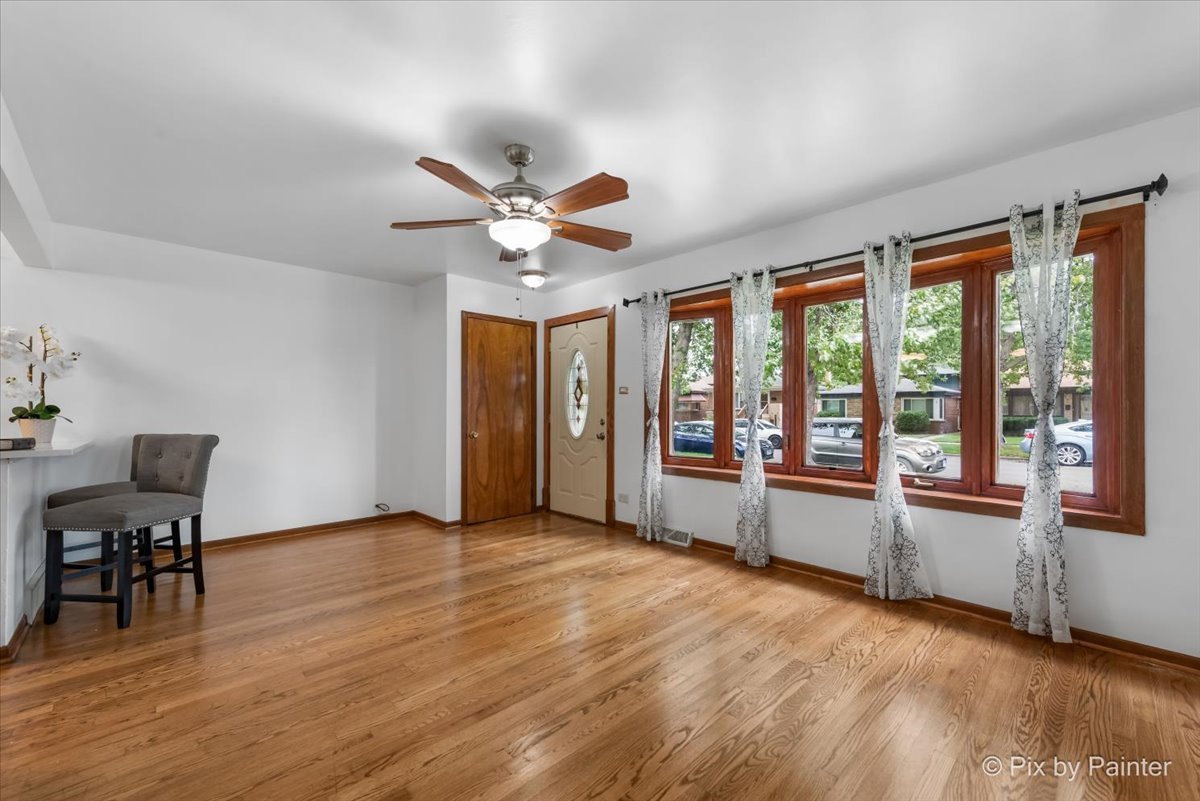 10316 S Green Bay Avenue, Chicago, IL 60617