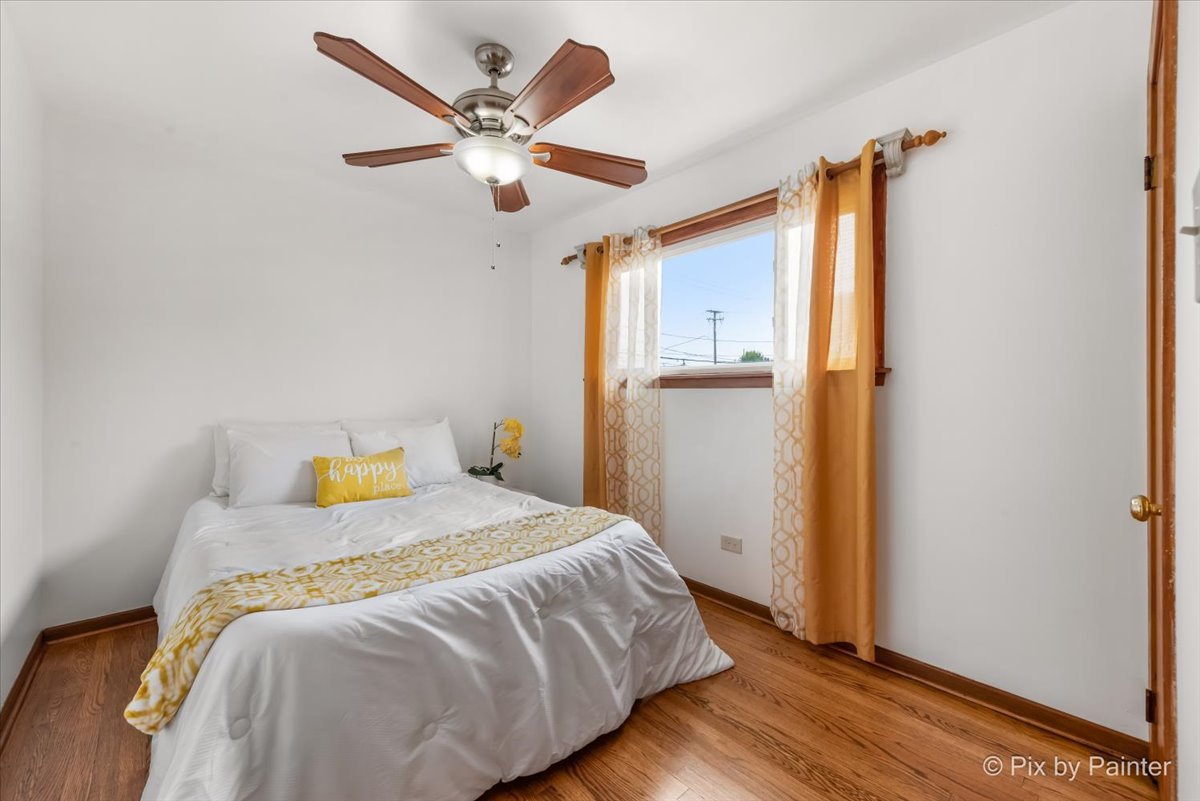 10316 S Green Bay Avenue, Chicago, IL 60617