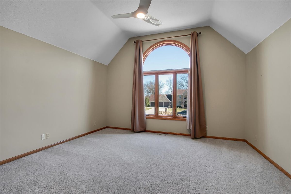 24016 S Countryside Drive, Minooka, IL 60447