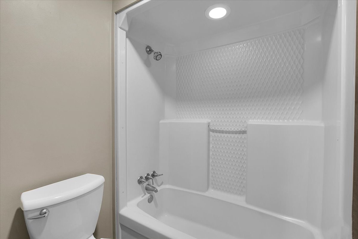 24016 S Countryside Drive, Minooka, IL 60447