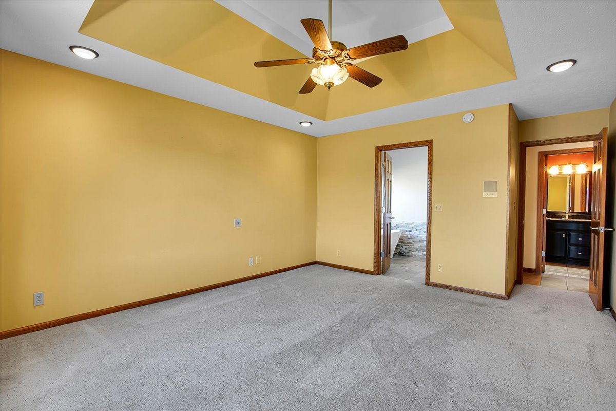 24016 S Countryside Drive, Minooka, IL 60447