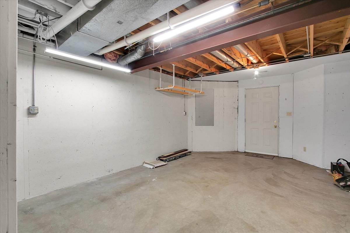 24016 S Countryside Drive, Minooka, IL 60447