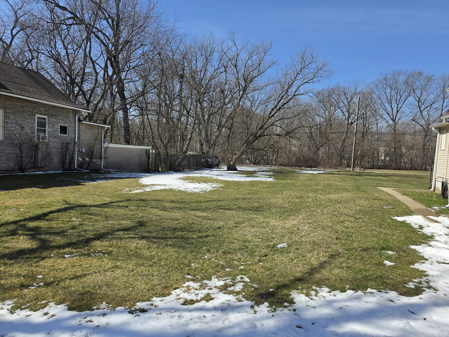 3108 Ezekiel Avenue, Zion, IL 60099