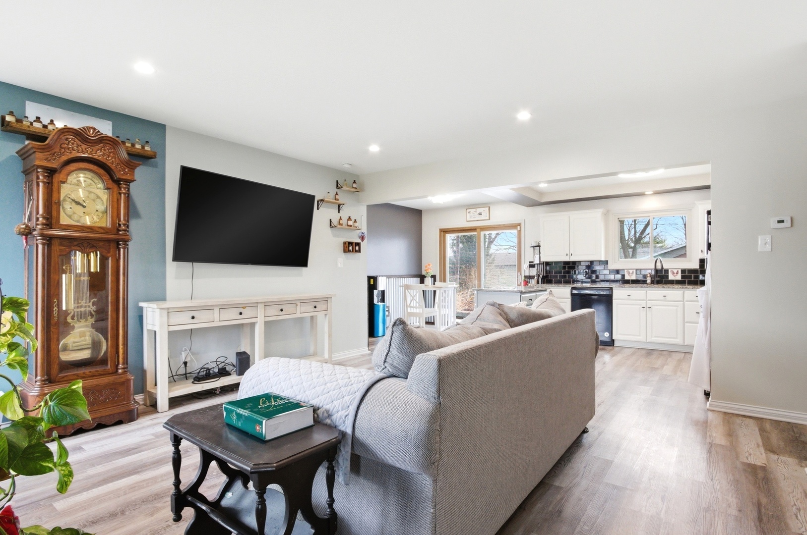 306 Wabasso Place, Minooka, IL 60447