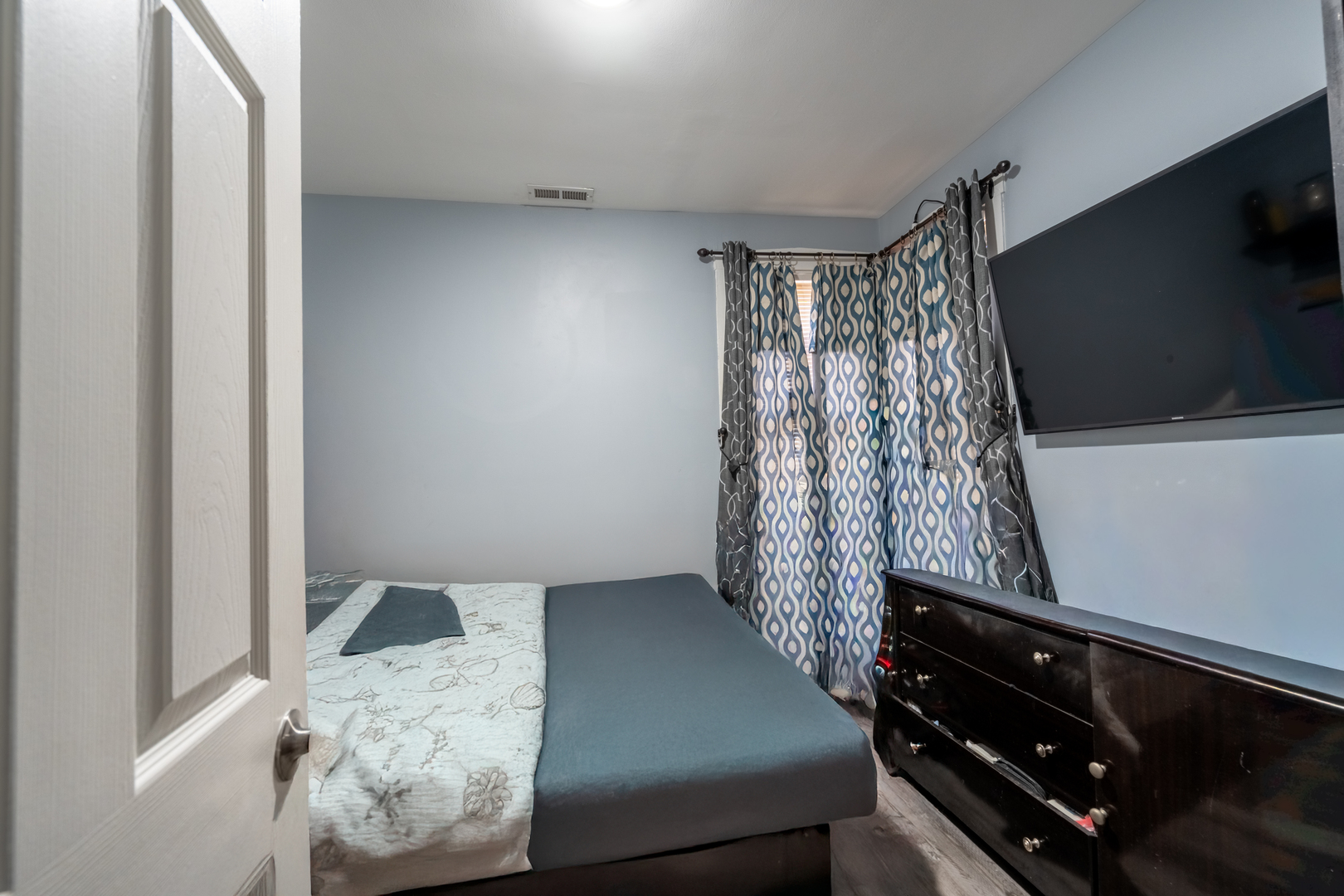 5439 W 23rd Place, Cicero, IL 60804