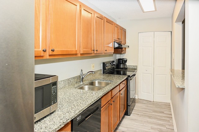 2028 N Rand Road #202, Palatine, IL 60074