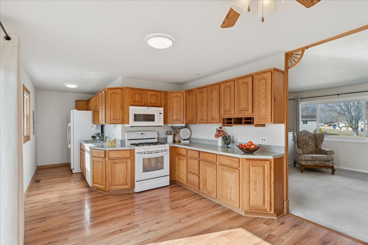 36615 N Streamwood Drive, Gurnee, IL 60031