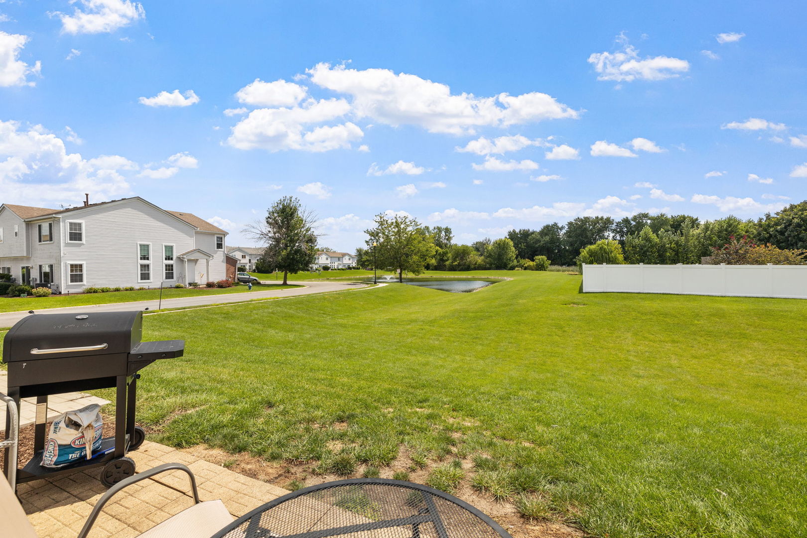 21543 EICH Drive, Crest Hill, IL 60403