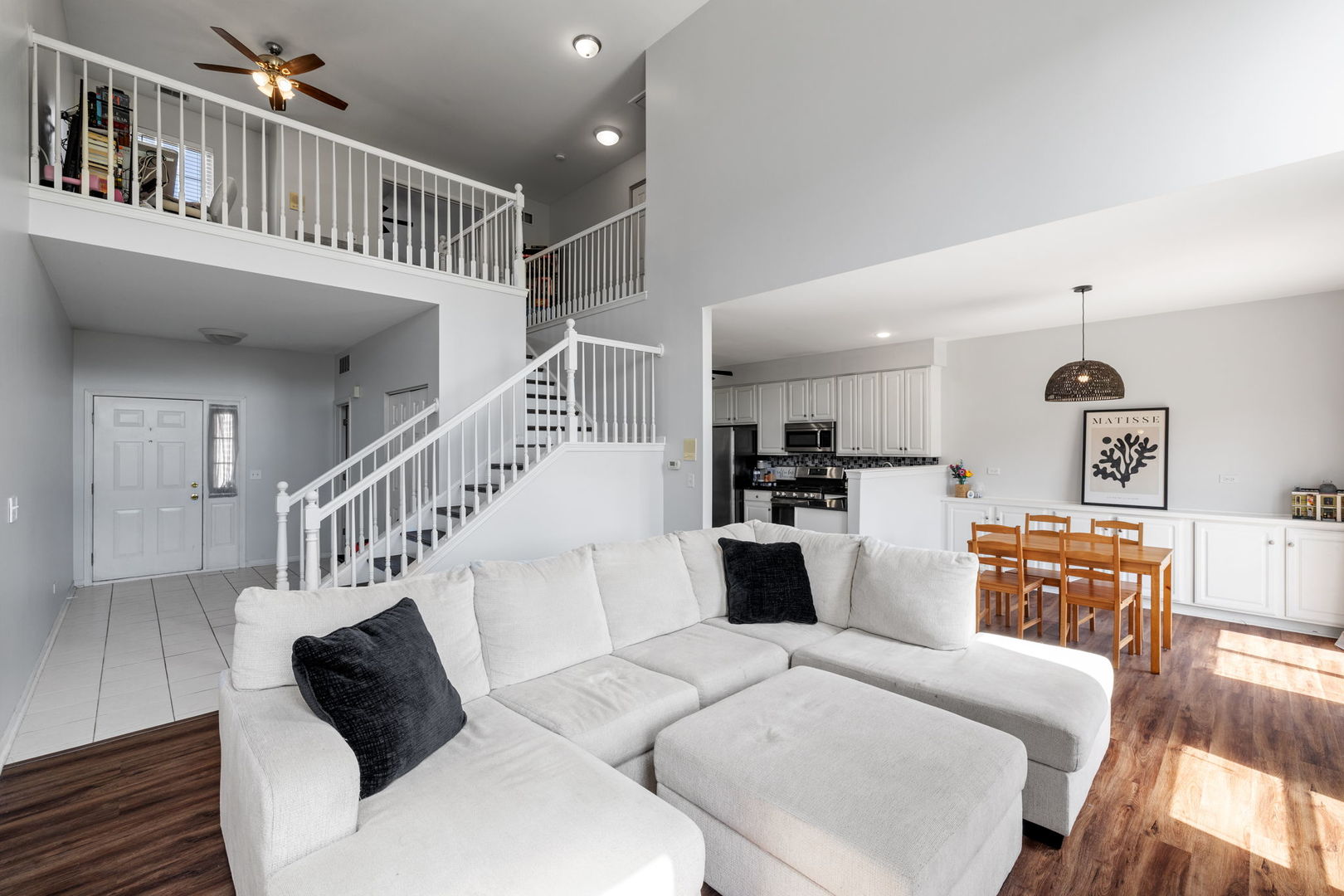 21543 EICH Drive, Crest Hill, IL 60403