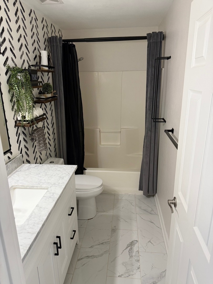 4099 Biltmore Chase, Rockford, IL 61109