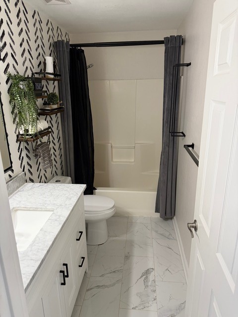 4099 Biltmore Chase, Rockford, IL 61109