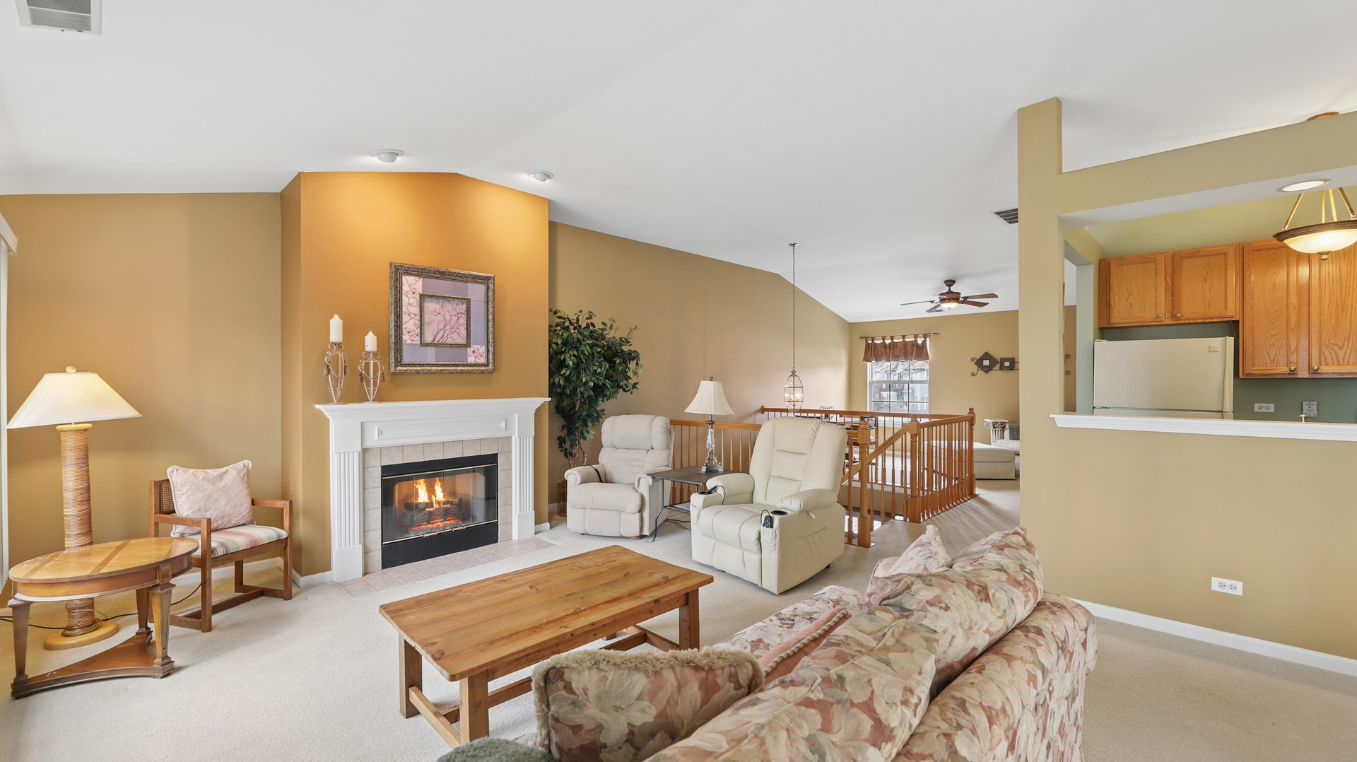 628 King Court #628, East Dundee, IL 60118