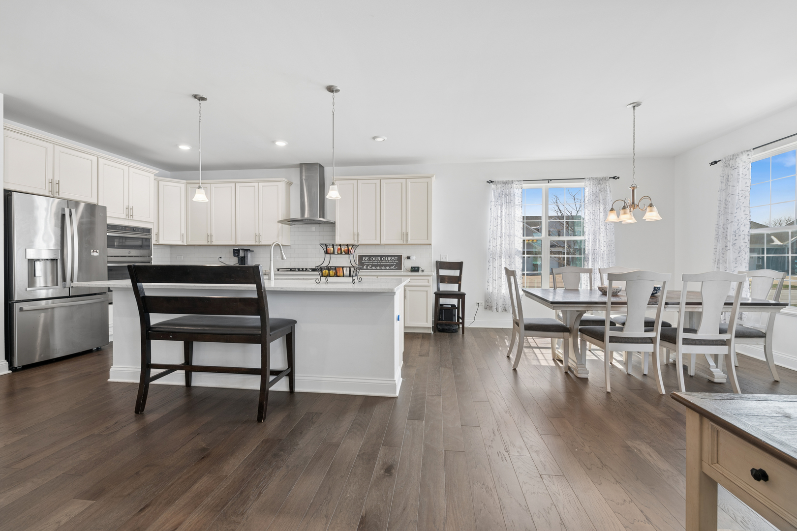 807 Back Bay Court, Minooka, IL 60447