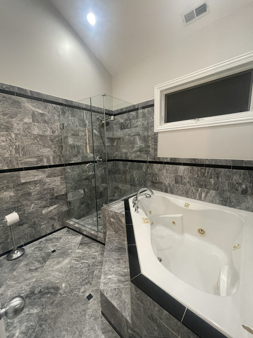 1532 N Campbell Avenue #3, Chicago, IL 60622