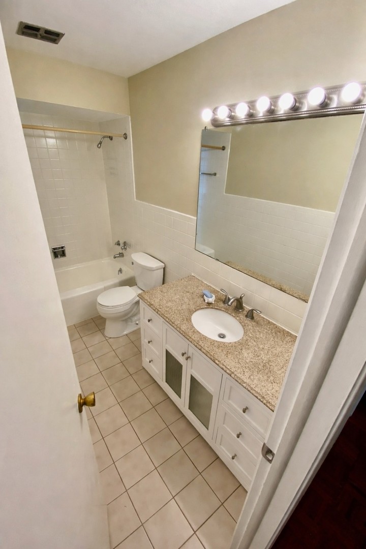 1119 Crest Lane, Western Springs, IL 60558