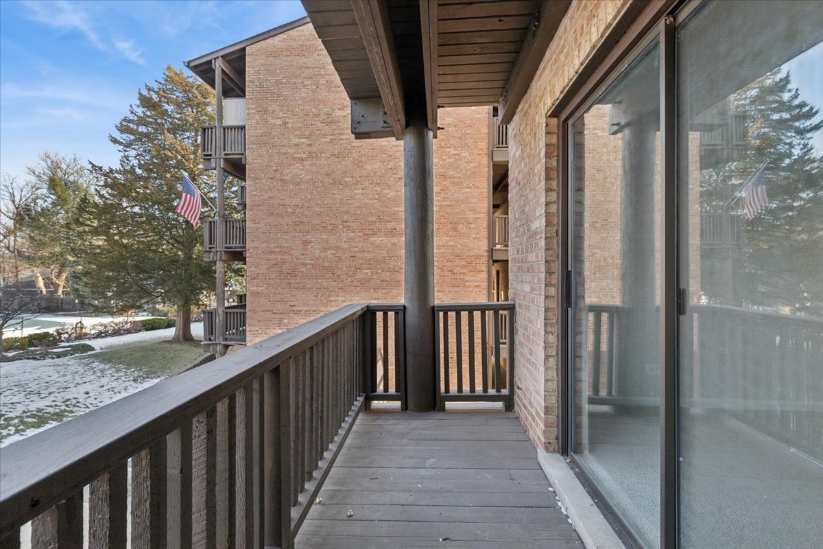 450 N Main Street #S208A, Wauconda, IL 60084