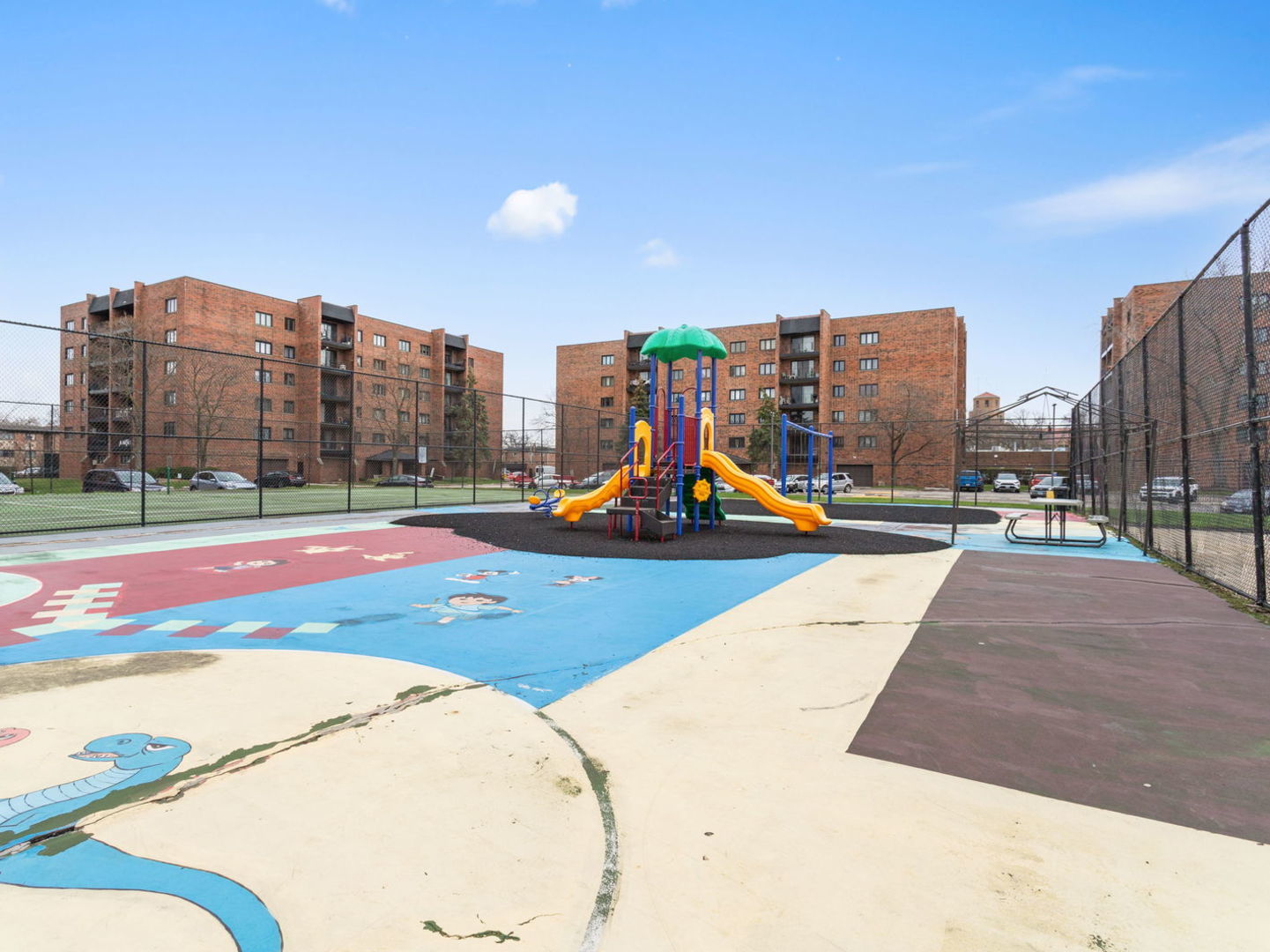 9332 Landings Lane #203D, Des Plaines, IL 60016