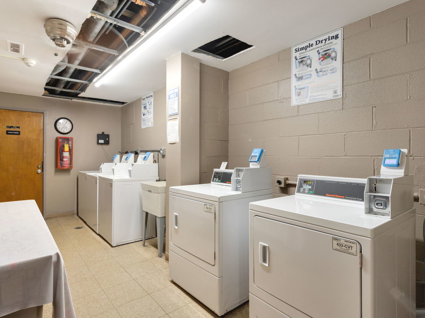 9332 Landings Lane #203D, Des Plaines, IL 60016