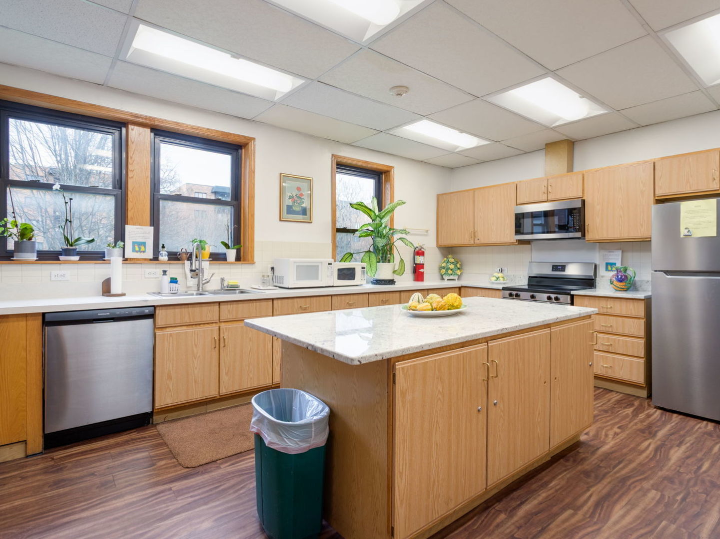 9332 Landings Lane #203D, Des Plaines, IL 60016