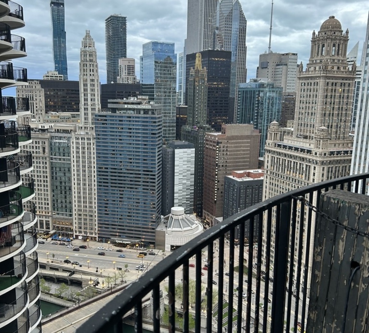 300 N STATE Street #5008, Chicago, IL 60654