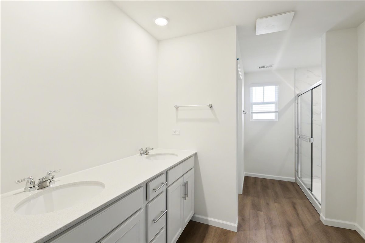 608 Switchgrass Way #61003, Bolingbrook, IL 60490