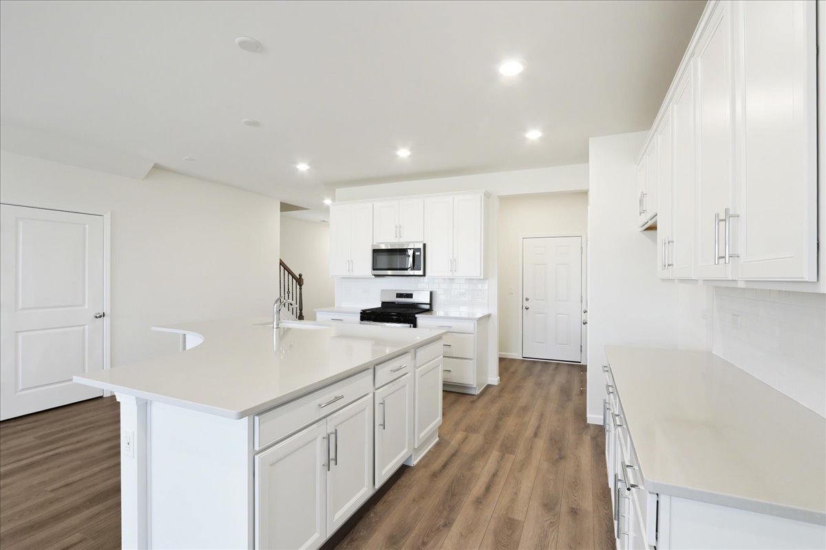 608 Switchgrass Way #61003, Bolingbrook, IL 60490