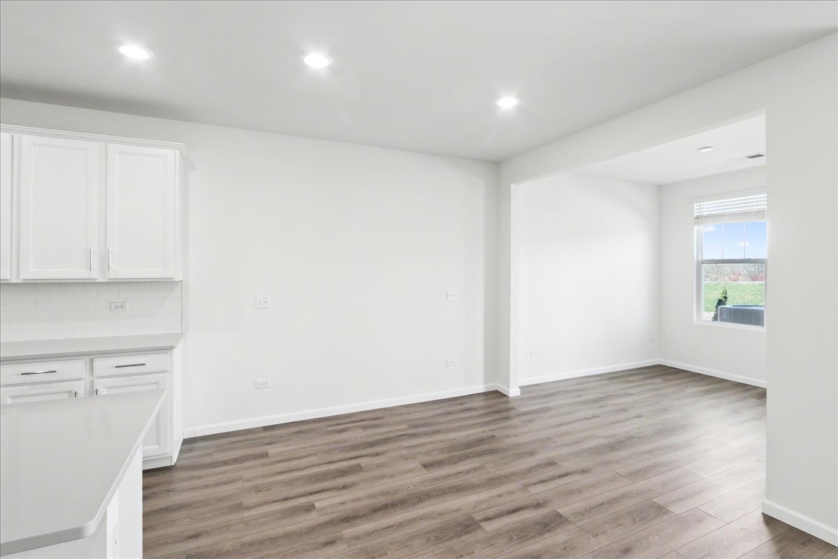 608 Switchgrass Way #61003, Bolingbrook, IL 60490