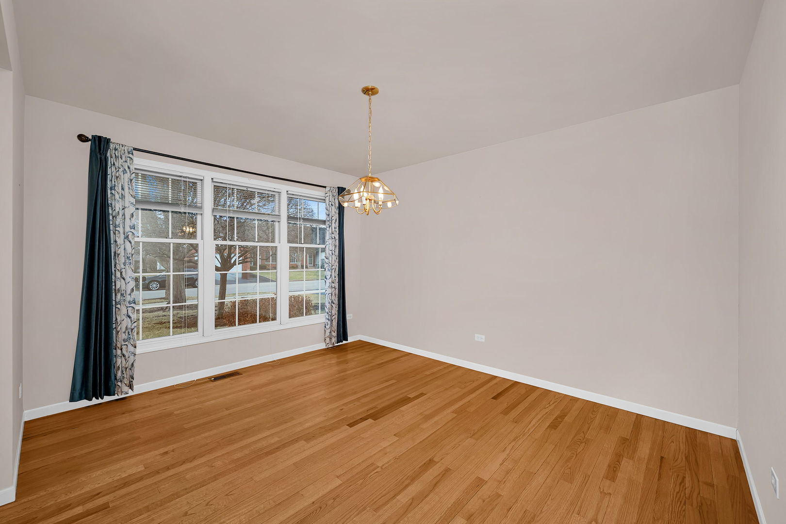 3507 Lake Shore Drive, Joliet, IL 60431