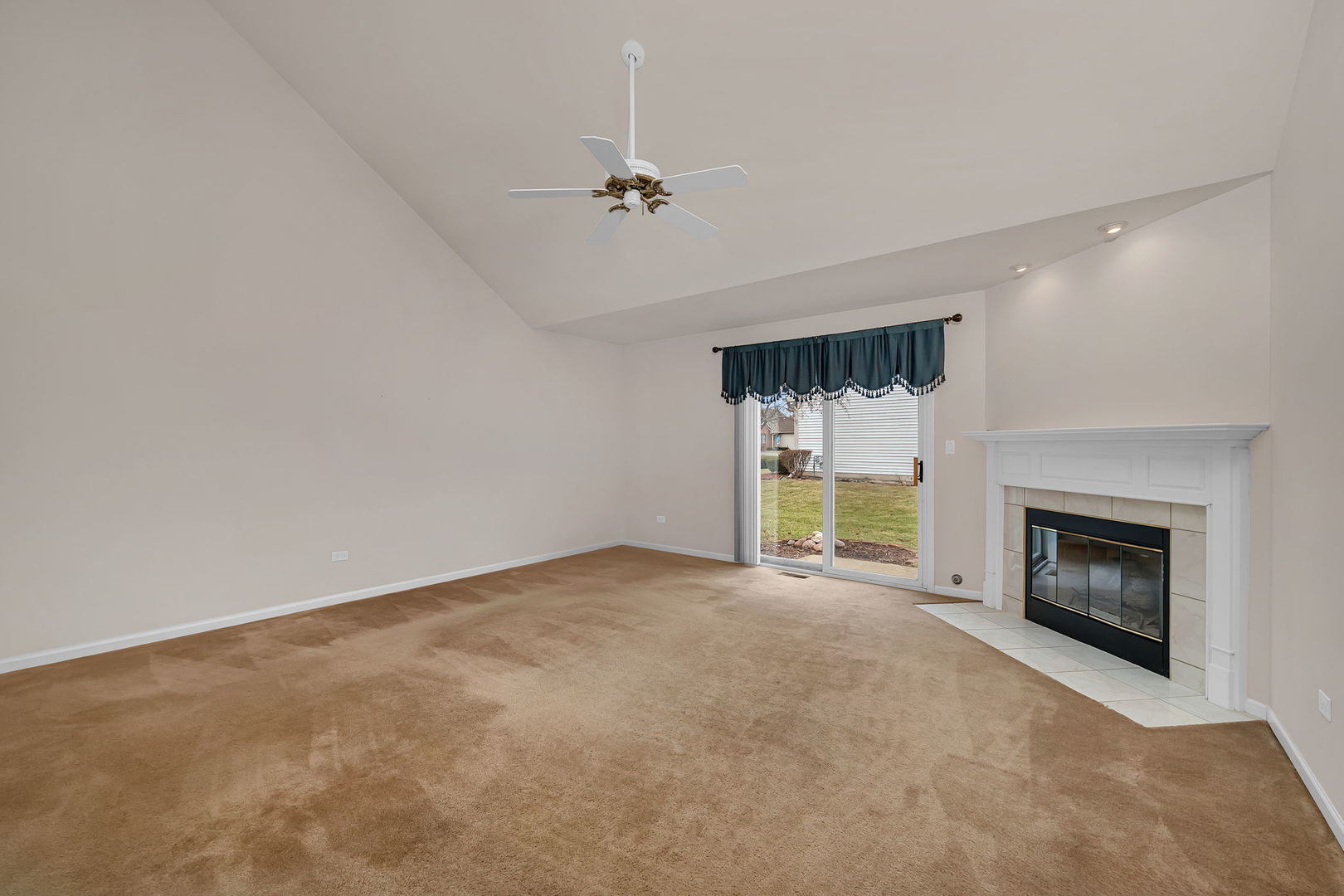 3507 Lake Shore Drive, Joliet, IL 60431