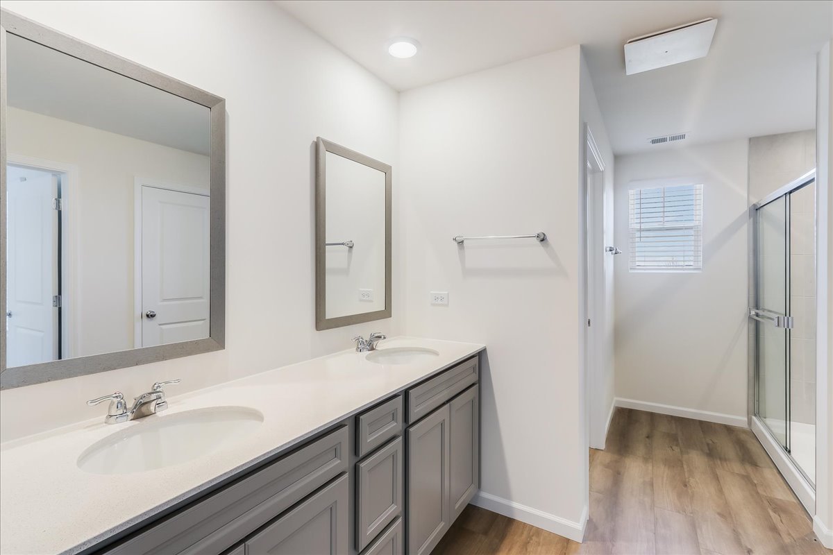 616 Switchgrass Lane #61005, Bolingbrook, IL 60490