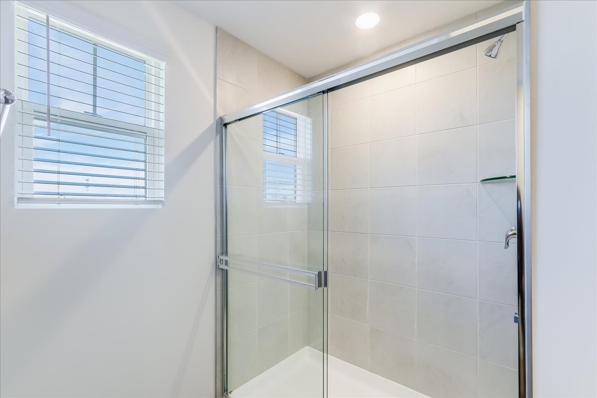 616 Switchgrass Lane #61005, Bolingbrook, IL 60490