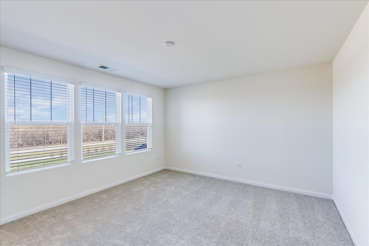 616 Switchgrass Lane #61005, Bolingbrook, IL 60490