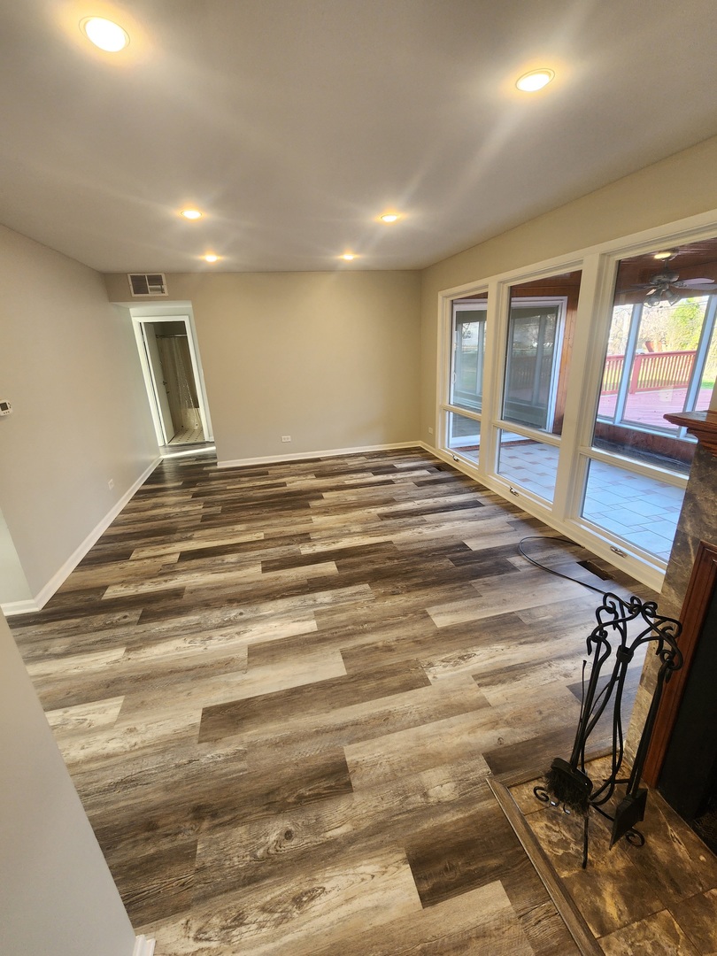 Hoffman Estates, IL 60169