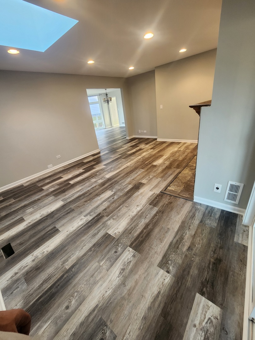 Hoffman Estates, IL 60169