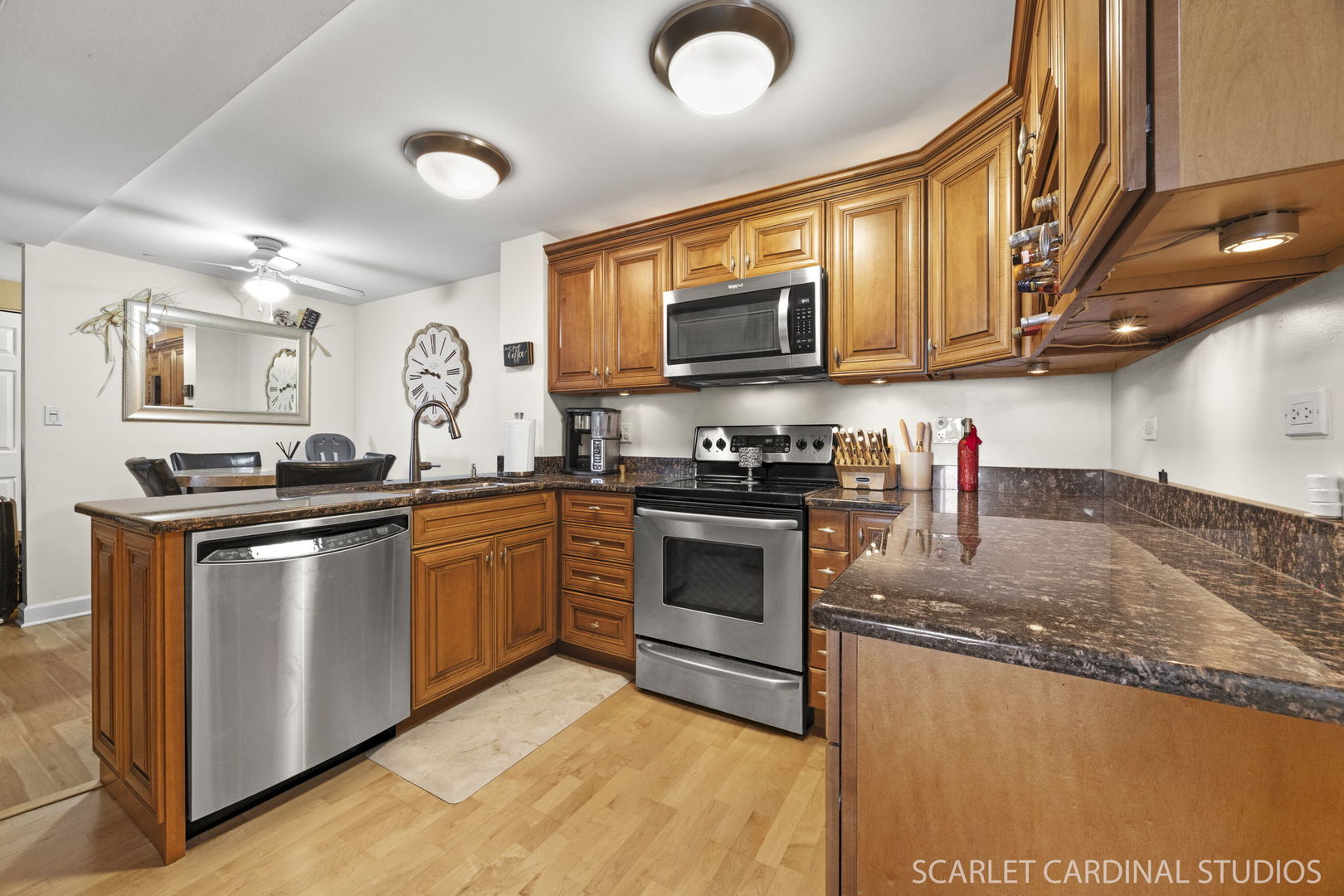 5400 Walnut Avenue #805, Downers Grove, IL 60515