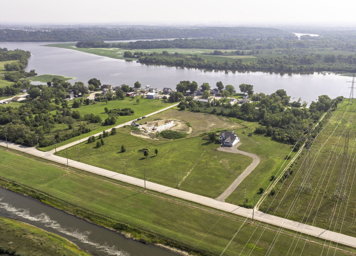 6256 N Dresden Road, Morris, IL 60450