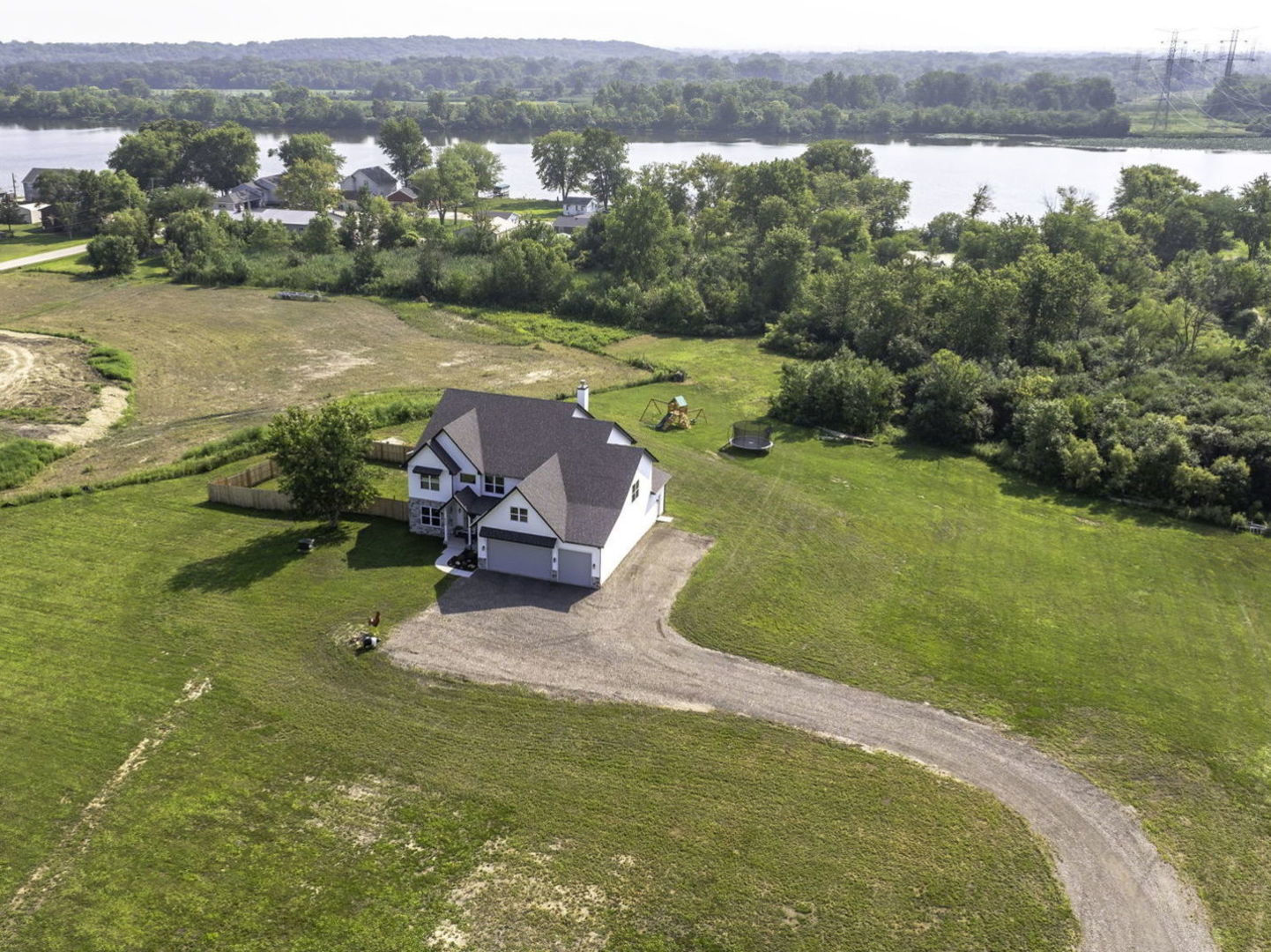 6256 N Dresden Road, Morris, IL 60450