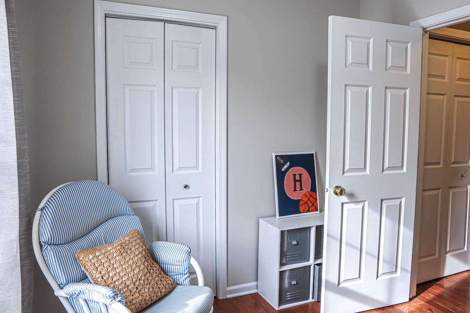 1682 Monticello Court #D, Wheaton, IL 60189