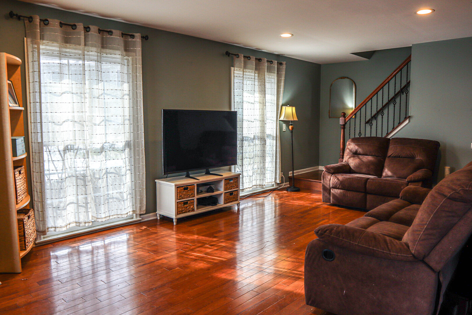 1682 Monticello Court #D, Wheaton, IL 60189