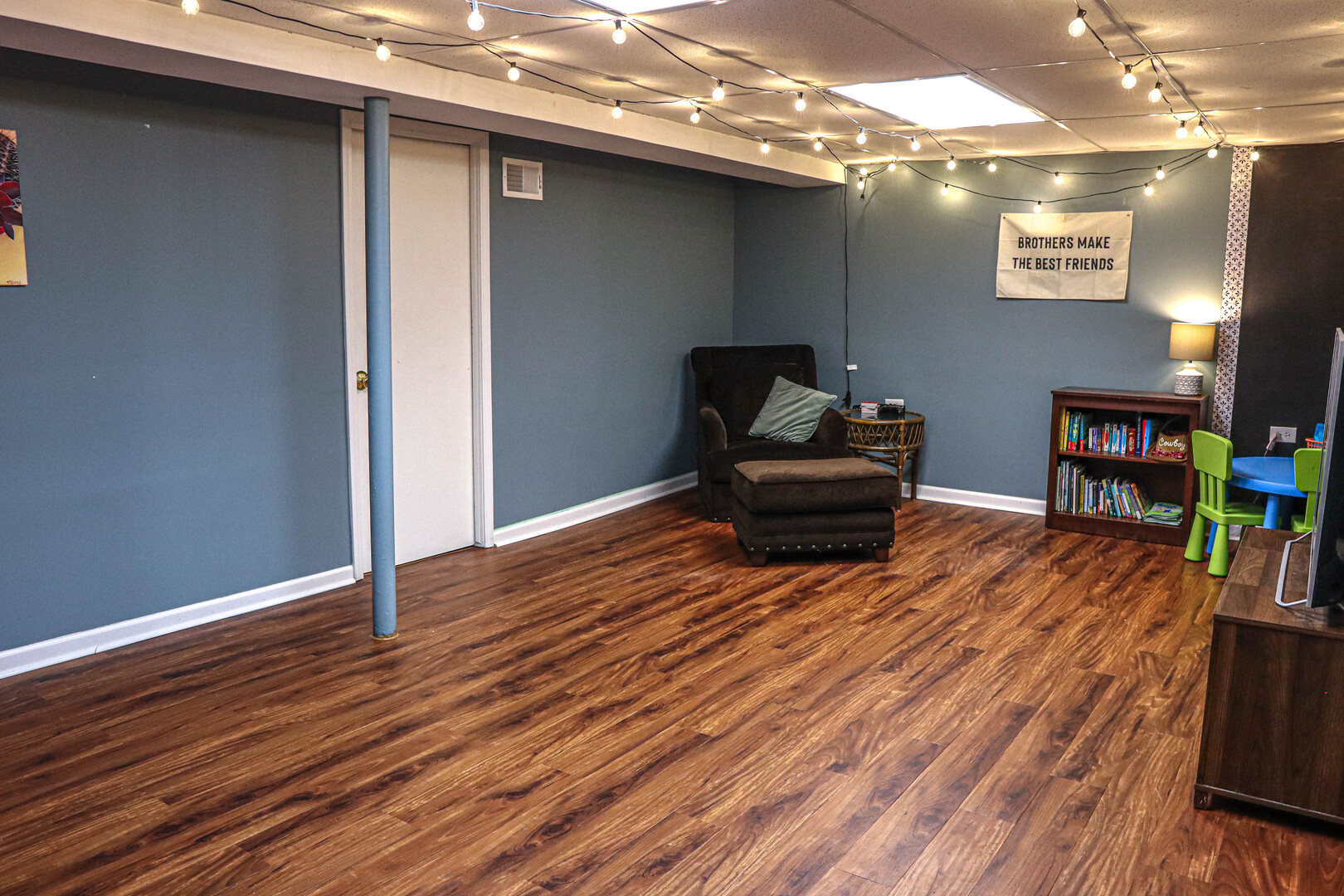 1682 Monticello Court #D, Wheaton, IL 60189